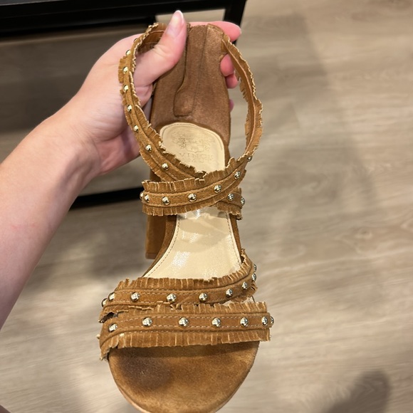 Vince Camuto Heels - Picture 4 of 6